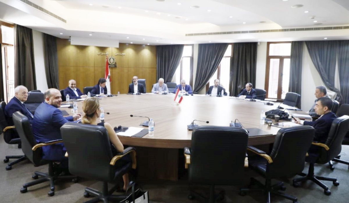 لجنة الاعلام والاتصالات جلسة في المجلس النيابي