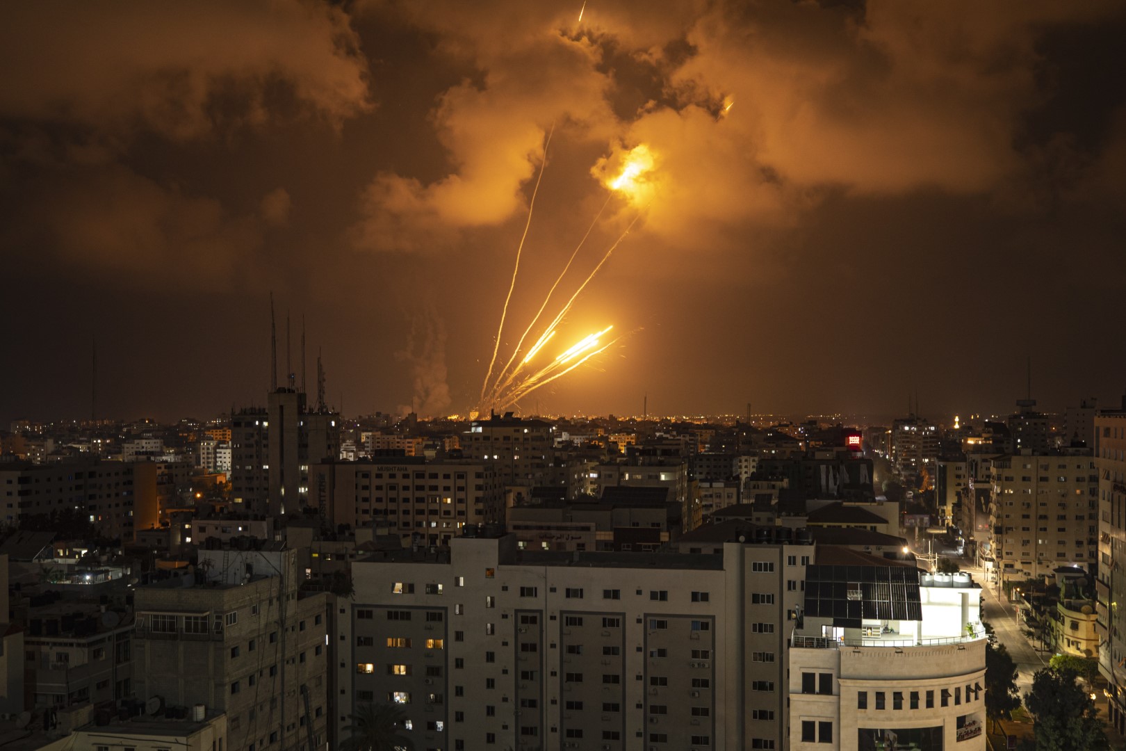 الإعلام العبري 42 قتيلا و 800 مصاب اسرائيلي جراء صواريخ غزة