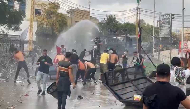 مواجهات المُتظاهرين والقوى الأمنية وإصابات في عوكر