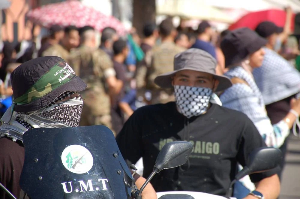 «حماس» تدعو الشباب إلى الإنخراط في المقاومة